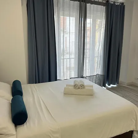 Daire Zona Luxury 2 *